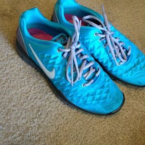 Nike Free women's running shoes size 7.5