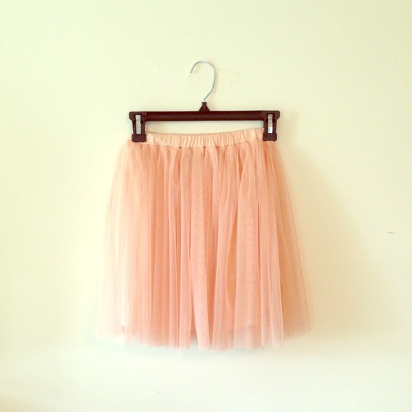 Dresses & Skirts - Pink tulle skirt