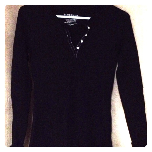 Black Faded Glory Long-Sleeve Top