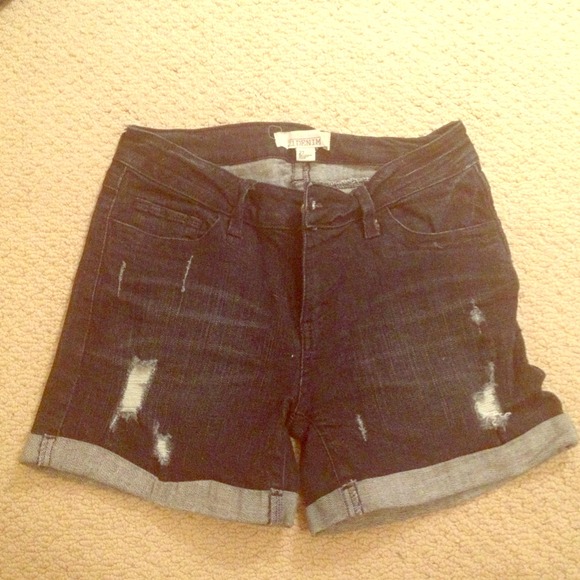 Forever 21 denim shorts - Picture 1 of 3