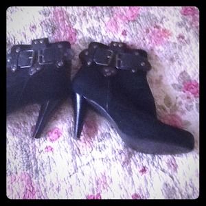 Black suede boots