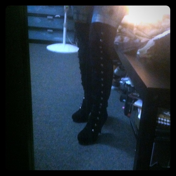 Saved for Douja. Black patent boots