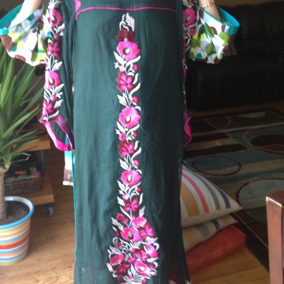 Pakistani new style gown .. - Picture 1 of 3