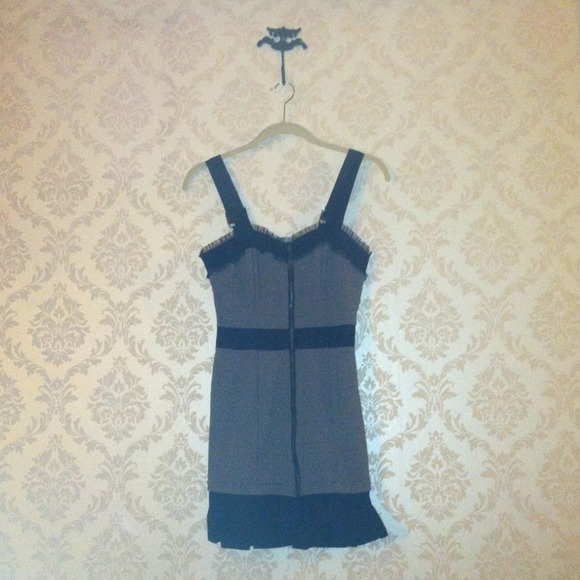 Forever 21 pleated hem jumper dress