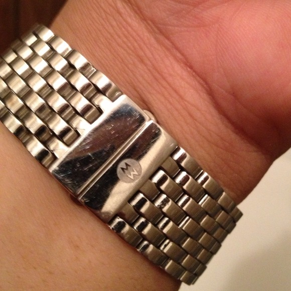 💢Sold💢 💯Authentic Michele Watch 250/pp - Picture 3 of 4