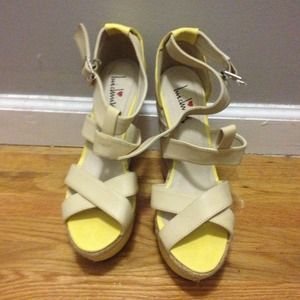 Yellow and Tan Wedges