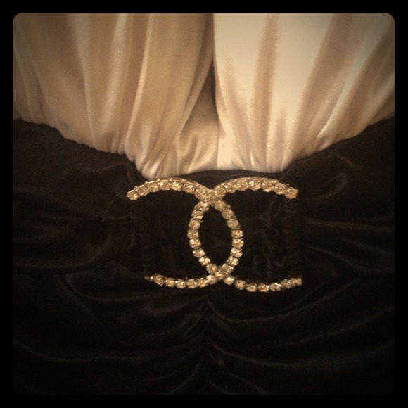 City triangles dress mid thigh length