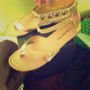 Size 8 jeweled gladiator sandals💖👍