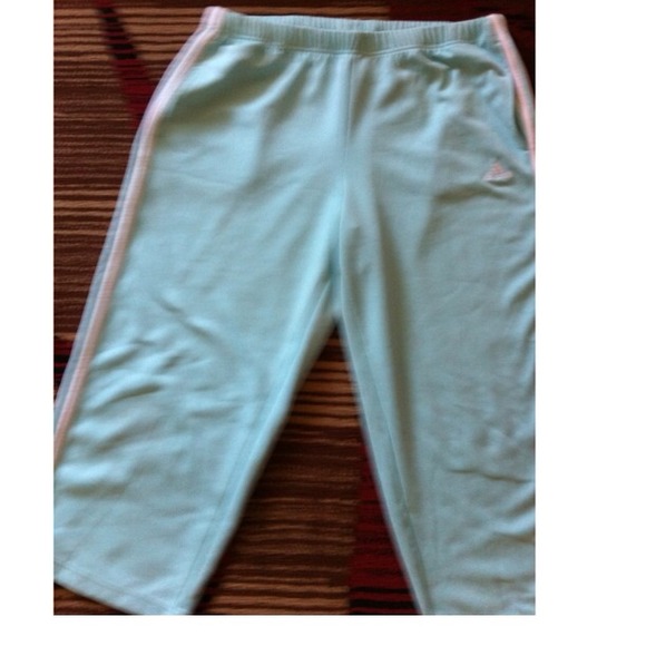 Adidas workout Capri pants!
