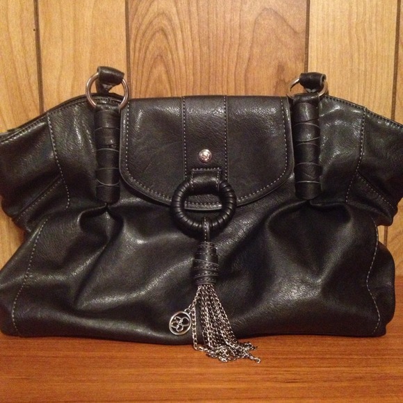 Traded to @wetzel10 💝 Black Jessica Simpson purse