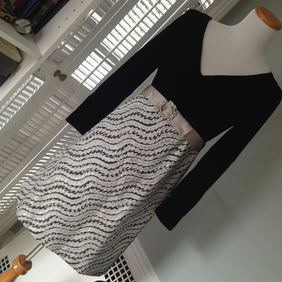 🎀Vintage🎀 1960's velvet and silver brocade  WOW