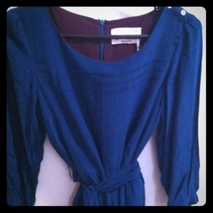 Small silk dress in dark green