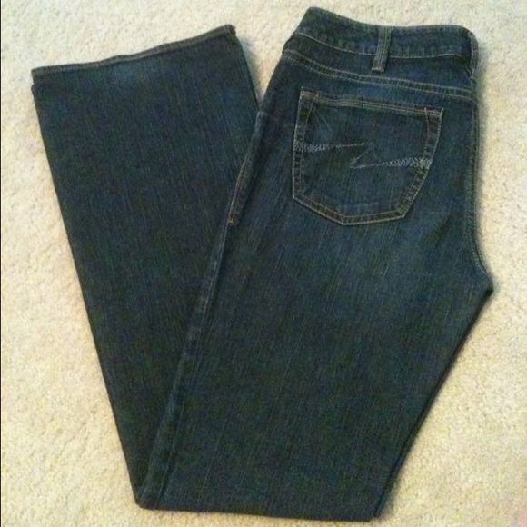 *SOLD* Silver Jeans Aiko Boot Cut 33x34.5