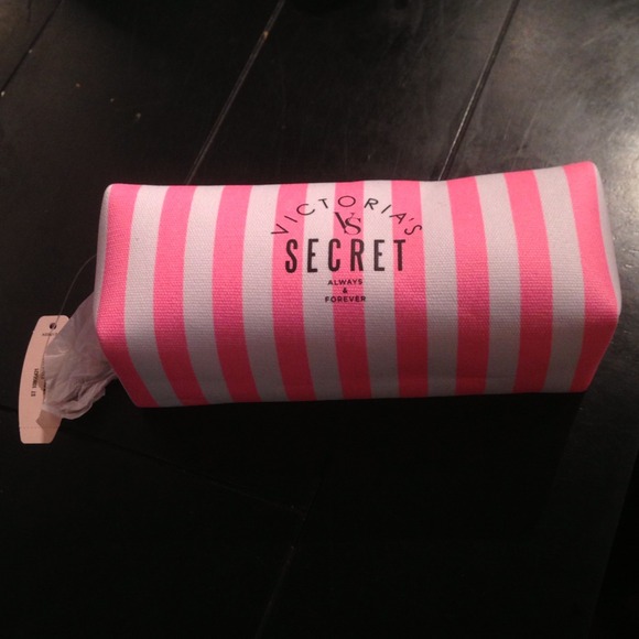 💞traded💞New VS Striped Pink Make-Up Cosmetic Bag
