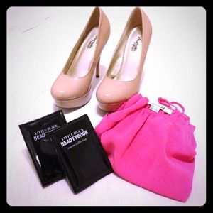 *bundle* pumps, tank top, palettes