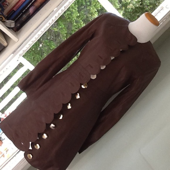 AMAZING! NWT chocolate brown leather Tory Burch!