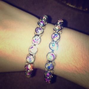 Two piece diamond bangle set