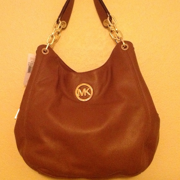 *Authentic* Michael Kors purse