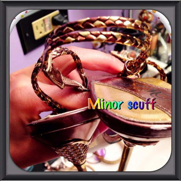 🌀SOLD🌀 Sexy WILD ROSE high heels w/ rhinestones - Picture 4 of 4