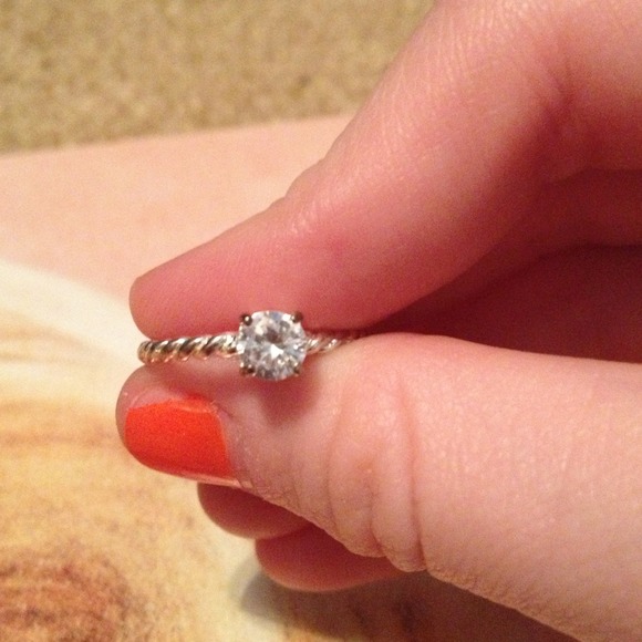 BUNDLE 3 RINGS Size 6 Single "diamond" ring