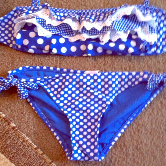 Bathing suit