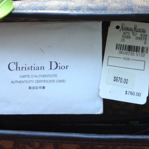 Authentic Christian Dior tote. Canvas/leather. - Picture 3 of 4