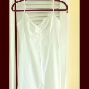 Beautiful NEW Spring/Summer White Dress!