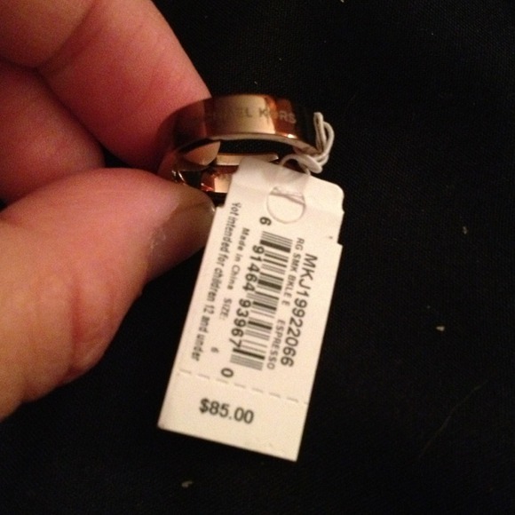 👾👾traded👾👾Michael Kors brown rhinestone ring - Picture 3 of 3