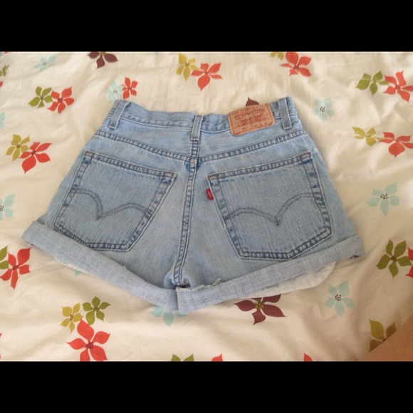Levi's Cuffed Shorts 25 or 24