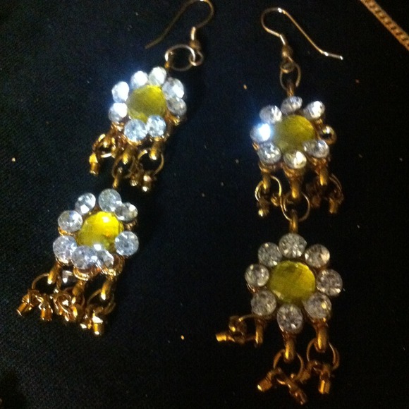 🎉🎈😘HP 11/30/13 🎉🎈Lemon Yellow Rhinestone Set - Picture 2 of 4