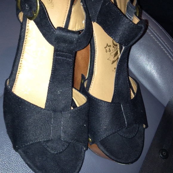 Brash Wedge Black Sandals size 10 - Picture 3 of 3