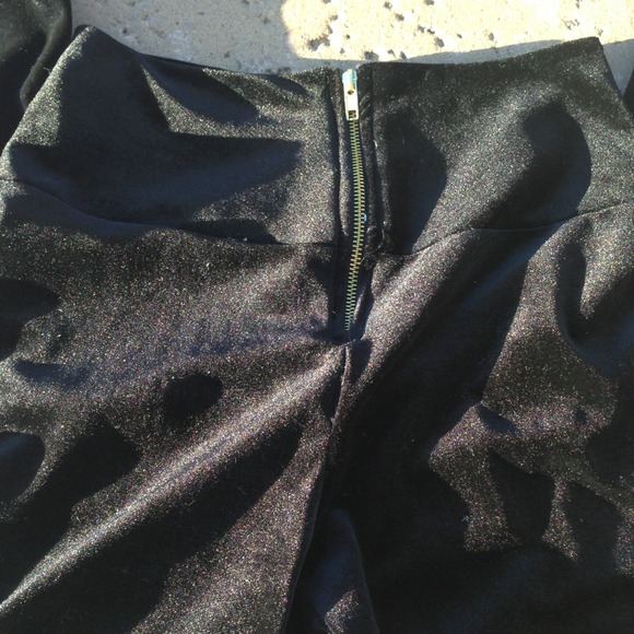 💕SOLD💕Velvet Leggings - Picture 2 of 3