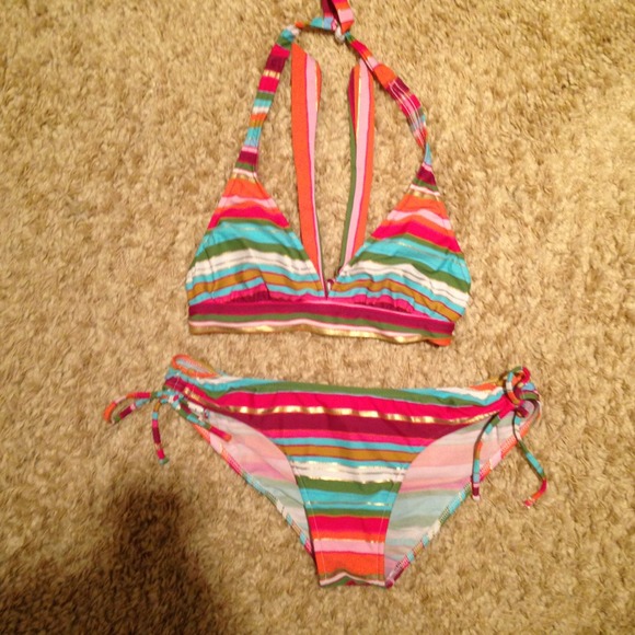 ❌SOLD @se75❌Colorful striped swimsuit