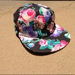 Floral 5 Panel Hat