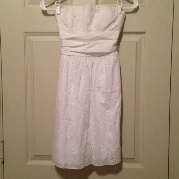 Beautiful strapless white dress