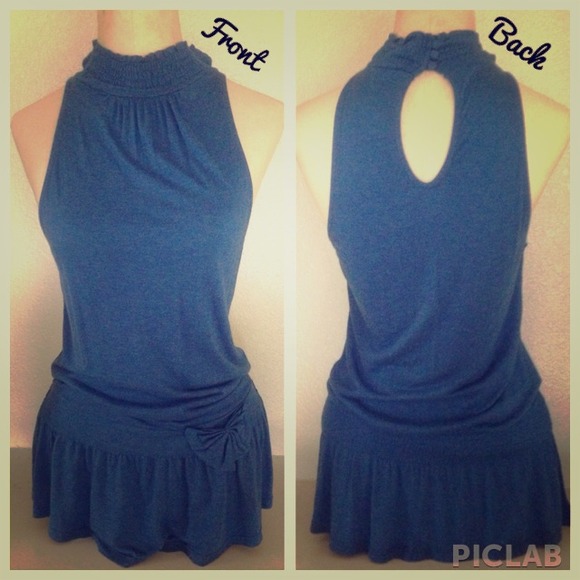 🚫SOLD IN BUNDLE🚫Adorable Royal Blue Top