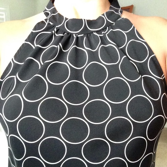 🚫SOLD🚫In Bundle for Norma ☀SUMMER BLOW OUT🌴☀ - Picture 2 of 4