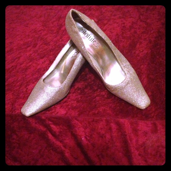 💋True vintage 1970's silver glitter pumps