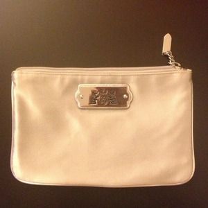 Silver clutch Silver clutch