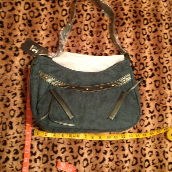🚨Reduced🚨NWT Moroccan blue/green faux suede bag