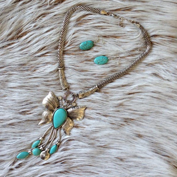 jewelry | s o l d - Picture 2 of 4