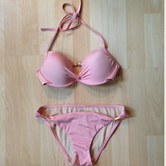 🎀SOLD🎀Victoria's Secret Swim Suit 34C