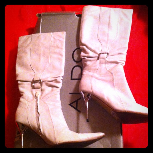 White leather ALDO stiletto boots