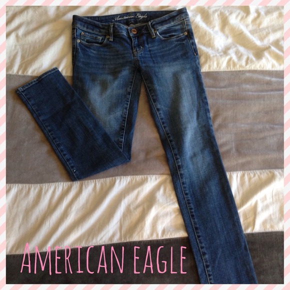 American Eagle straight leg jeans