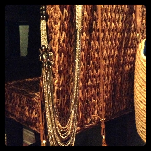 Stella & Dot Necklace - Picture 1 of 3