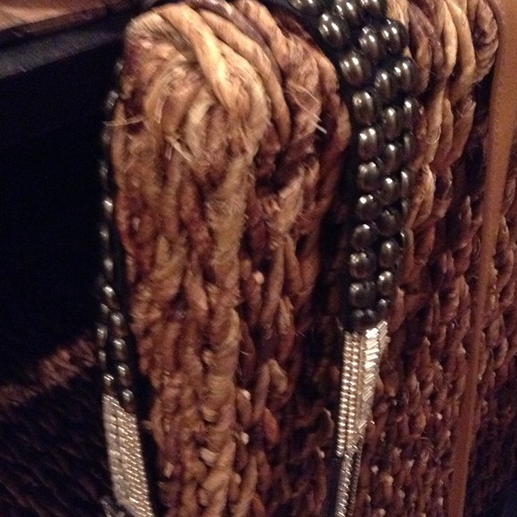 Stella & Dot Necklace - Picture 3 of 3