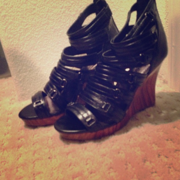 Strappy black wedges