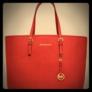 MK jet set