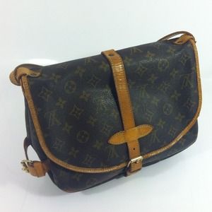AR0914 louis vuitton saumur 30 messanger bag