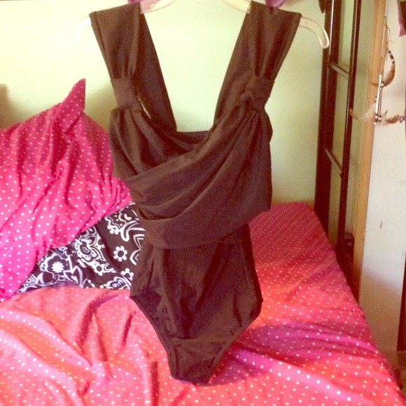 Catalina Other - Cute Black 1 piece swim suit SIZE MEDIUM